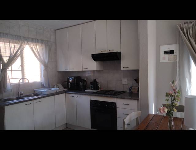 2 BEDROOM TOWNHOUSE FOR SALE IN BELLAIRS PARK